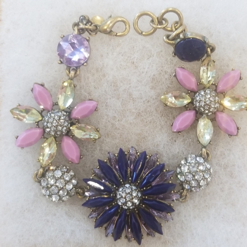 Flower bracelet...amethyst, pale yellow and pink